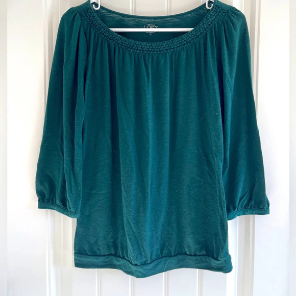 LOFT Tops - Ann Taylor Loft Dark Green Pleated 3/4 Sleeve Banded Hem Top Size XS